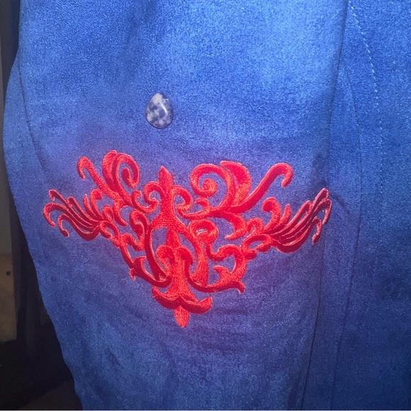 Gorgeous suede jacket with sewed on embroidery and natural healing crystals. - Picture 3 of 4